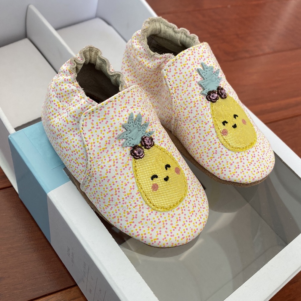 Robeez Infant Stretch Shoes